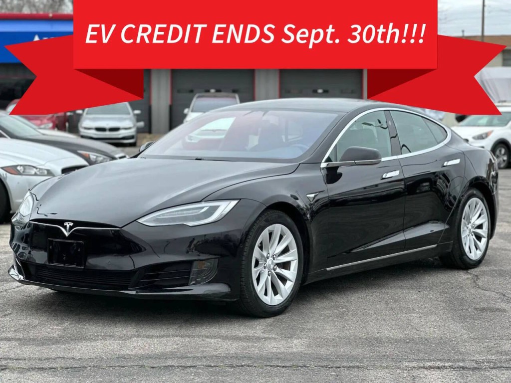 2017 Tesla Model S Image 1