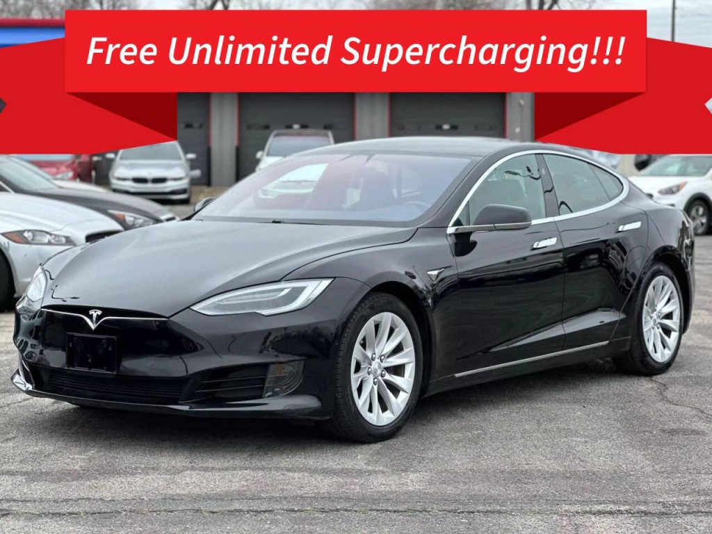 2017 Tesla Model S Image 2