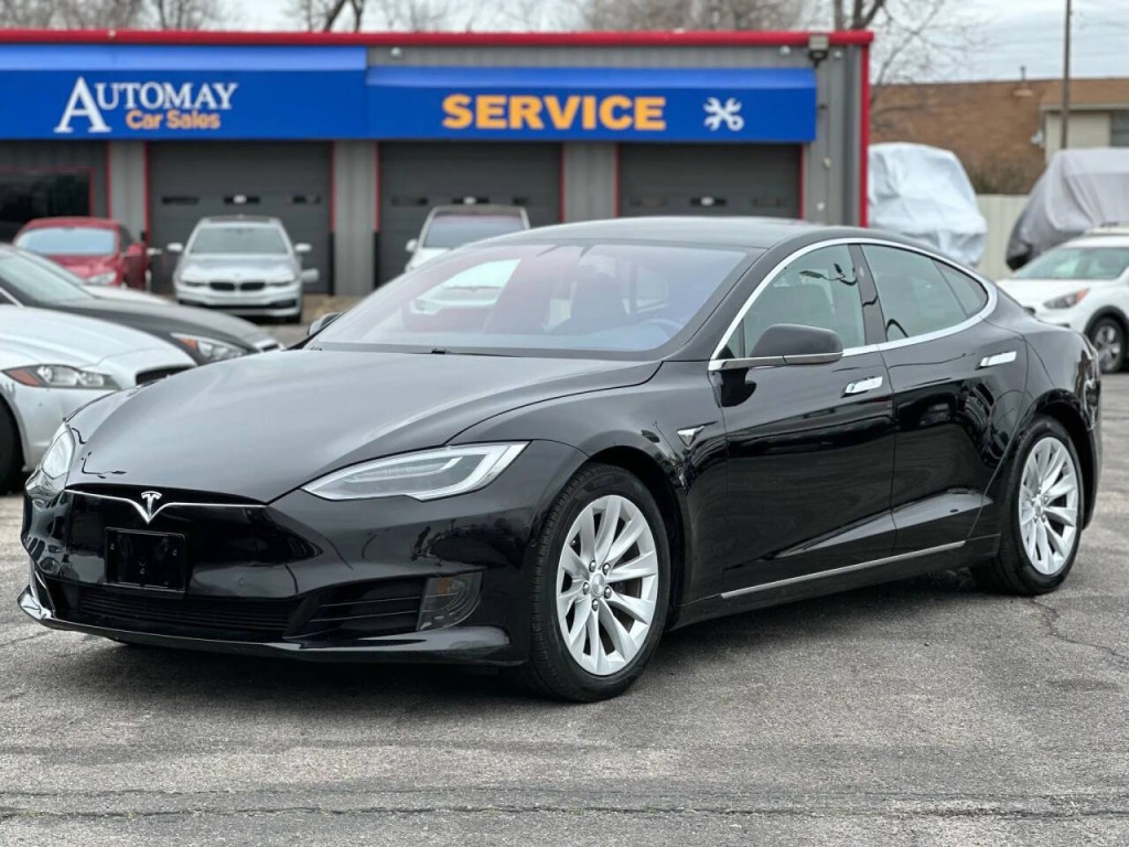 2017 Tesla Model S Image 3