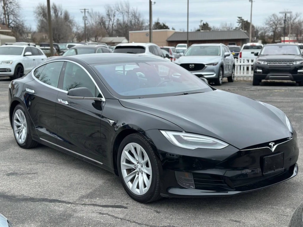 2017 Tesla Model S Image 6