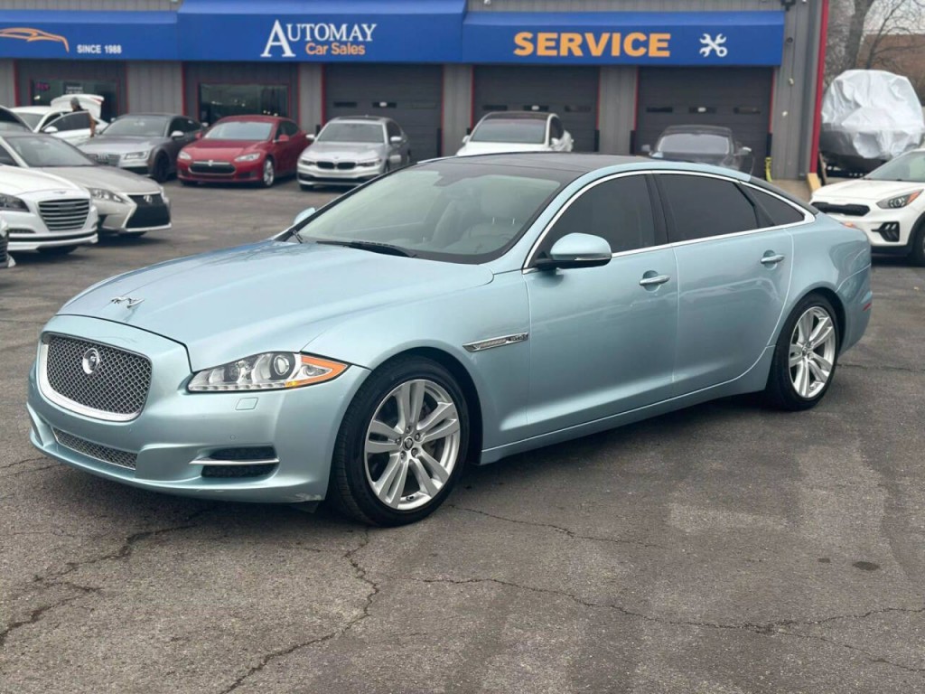 2013 Jaguar XJ Image 68