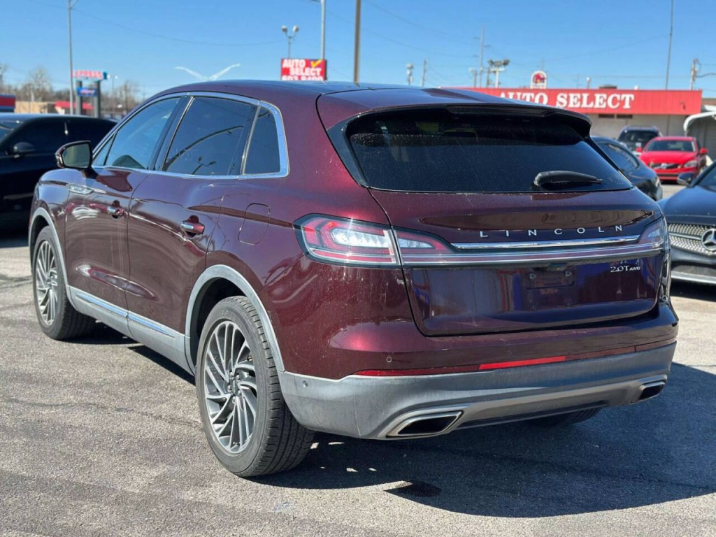 2019 Lincoln Nautilus Image 8