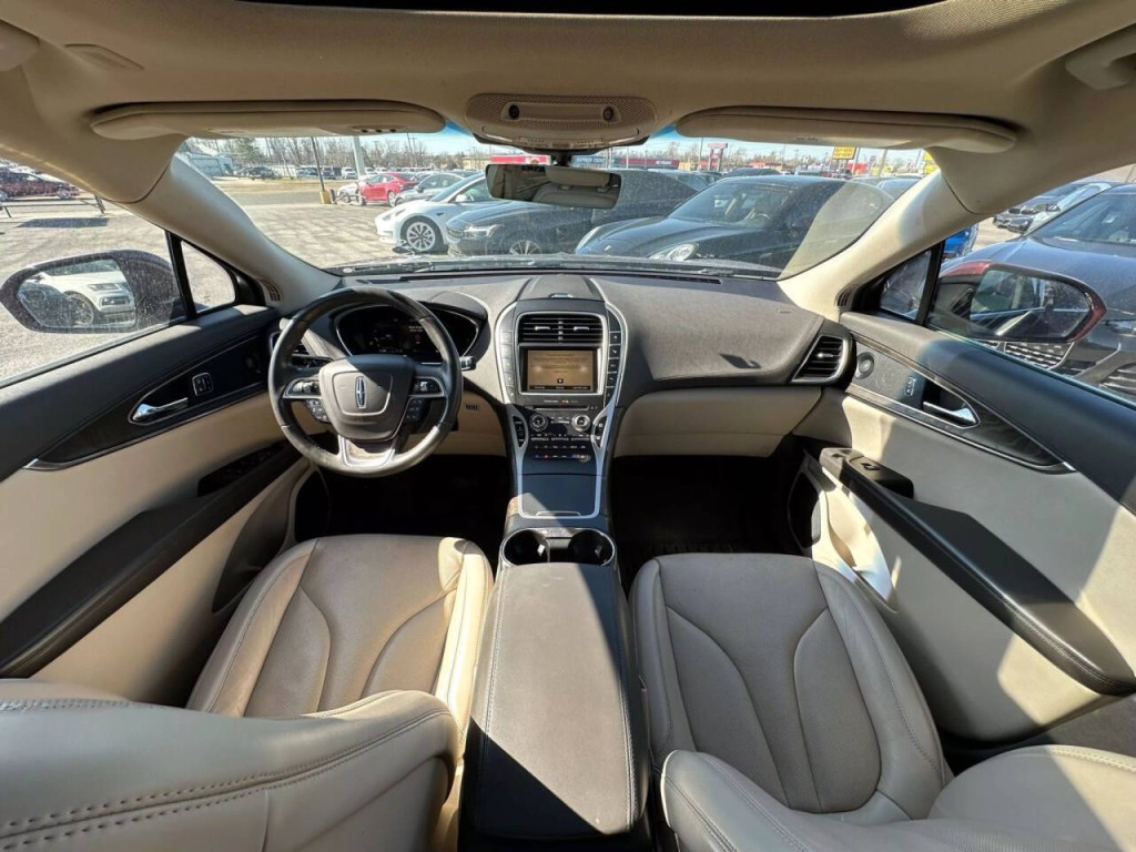 2019 Lincoln Nautilus Image 11