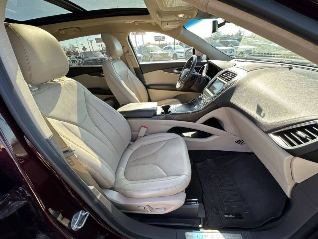 2019 Lincoln Nautilus Image 13