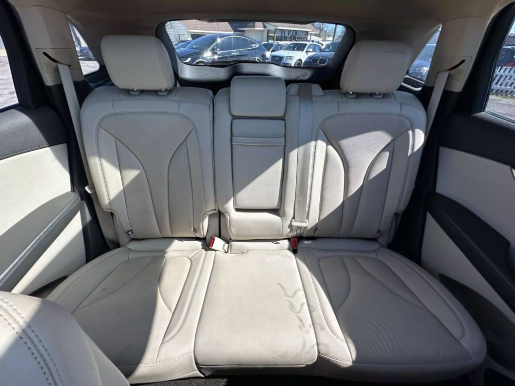 2019 Lincoln Nautilus Image 16