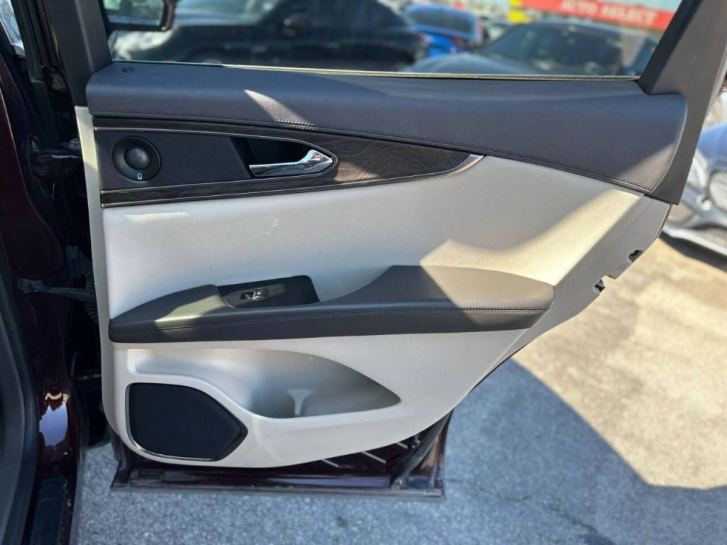 2019 Lincoln Nautilus Image 24
