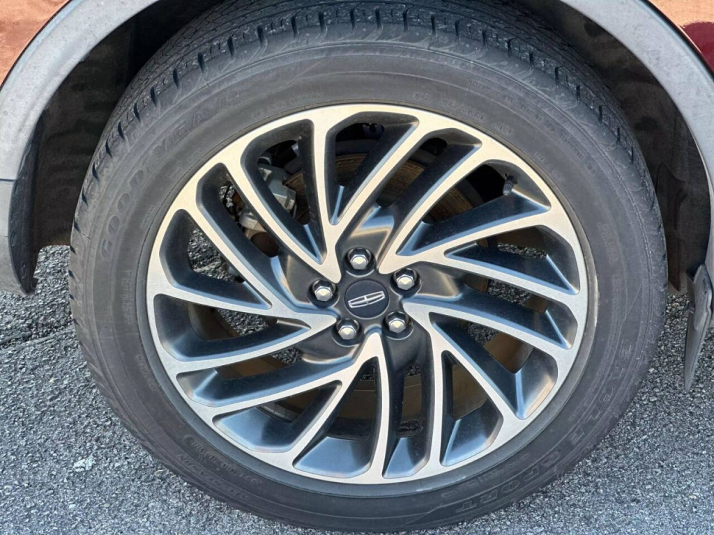 2019 Lincoln Nautilus Image 28