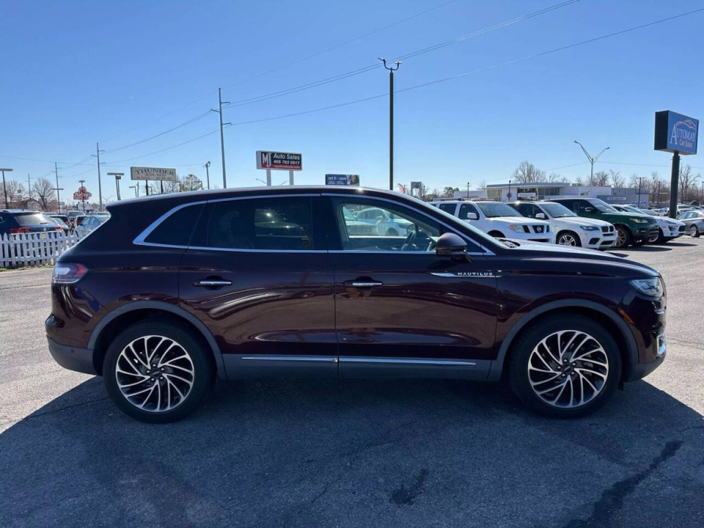 2019 Lincoln Nautilus Image 32