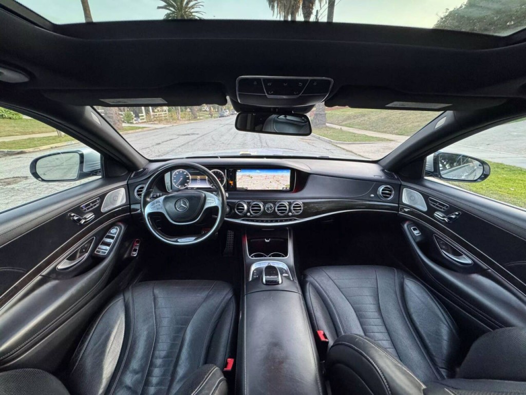 2016 Mercedes-Benz S-Class Image 3