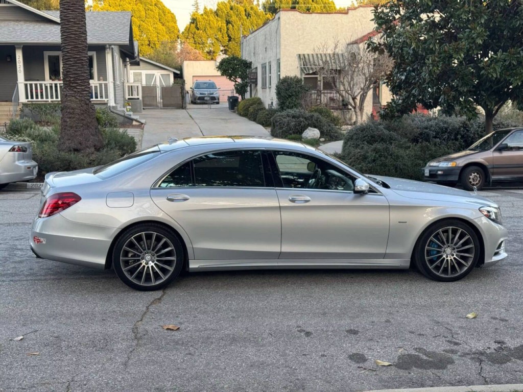 2016 Mercedes-Benz S-Class Image 8