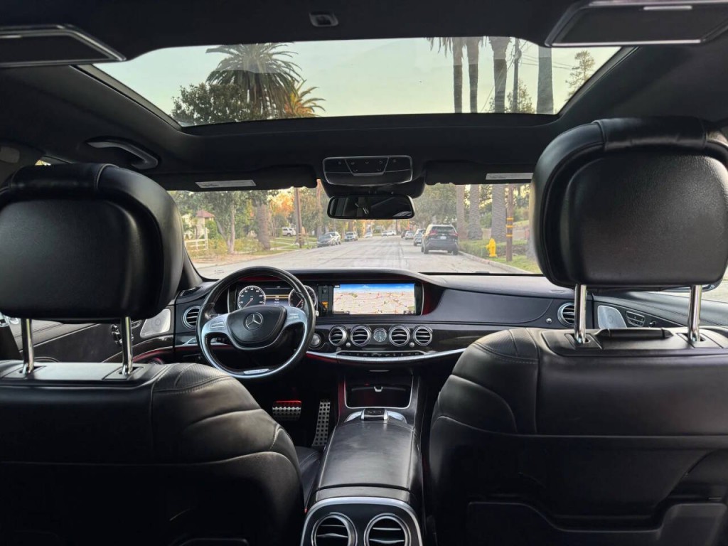 2016 Mercedes-Benz S-Class Image 14