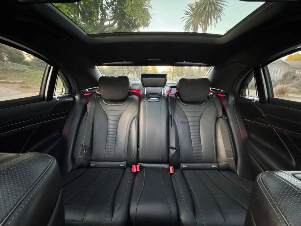 2016 Mercedes-Benz S-Class Image 20