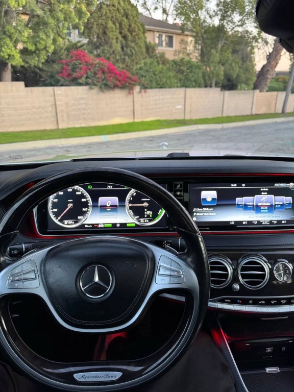 2016 Mercedes-Benz S-Class Image 35