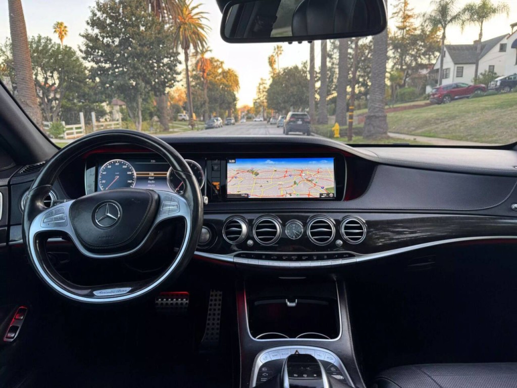 2016 Mercedes-Benz S-Class Image 14