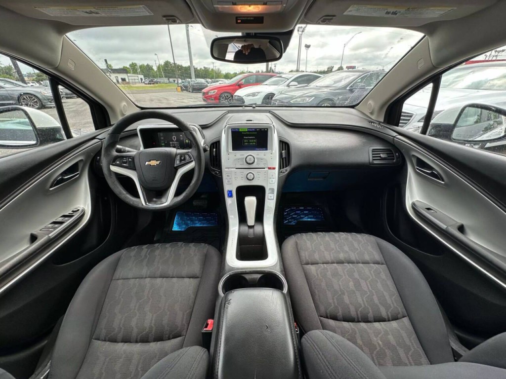2012 Chevrolet Volt Image 3
