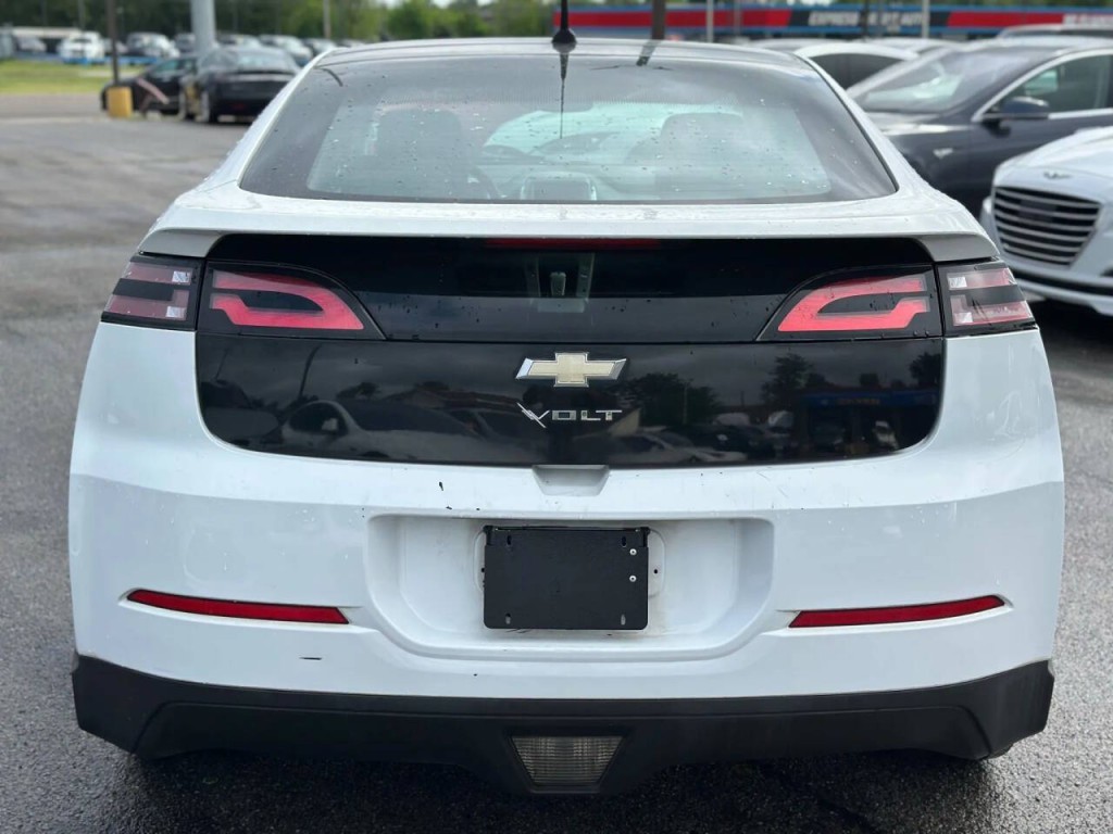 2012 Chevrolet Volt Image 8