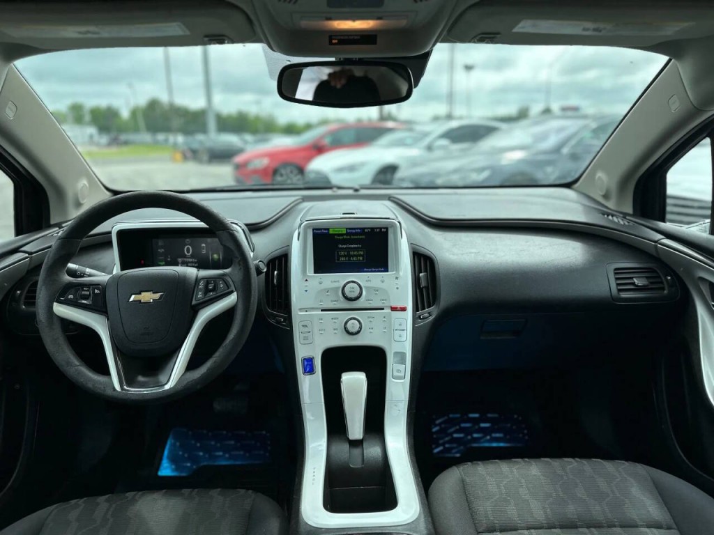 2012 Chevrolet Volt Image 13