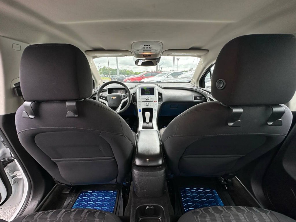 2012 Chevrolet Volt Image 15