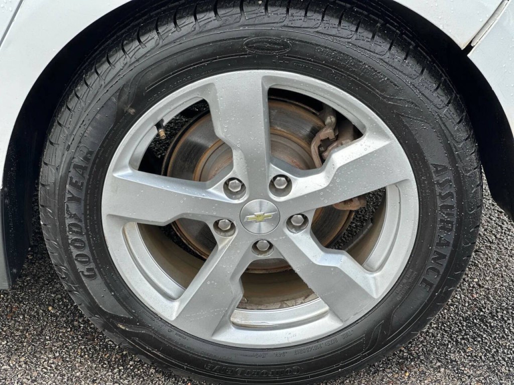 2012 Chevrolet Volt Image 24