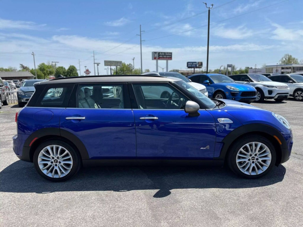 2019 MINI Cooper Clubman Image 5