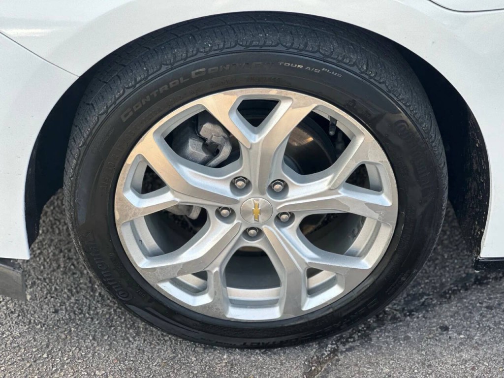 2017 Chevrolet Volt Image 25