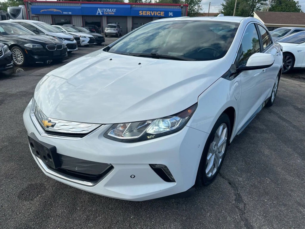 2017 Chevrolet Volt Image 26