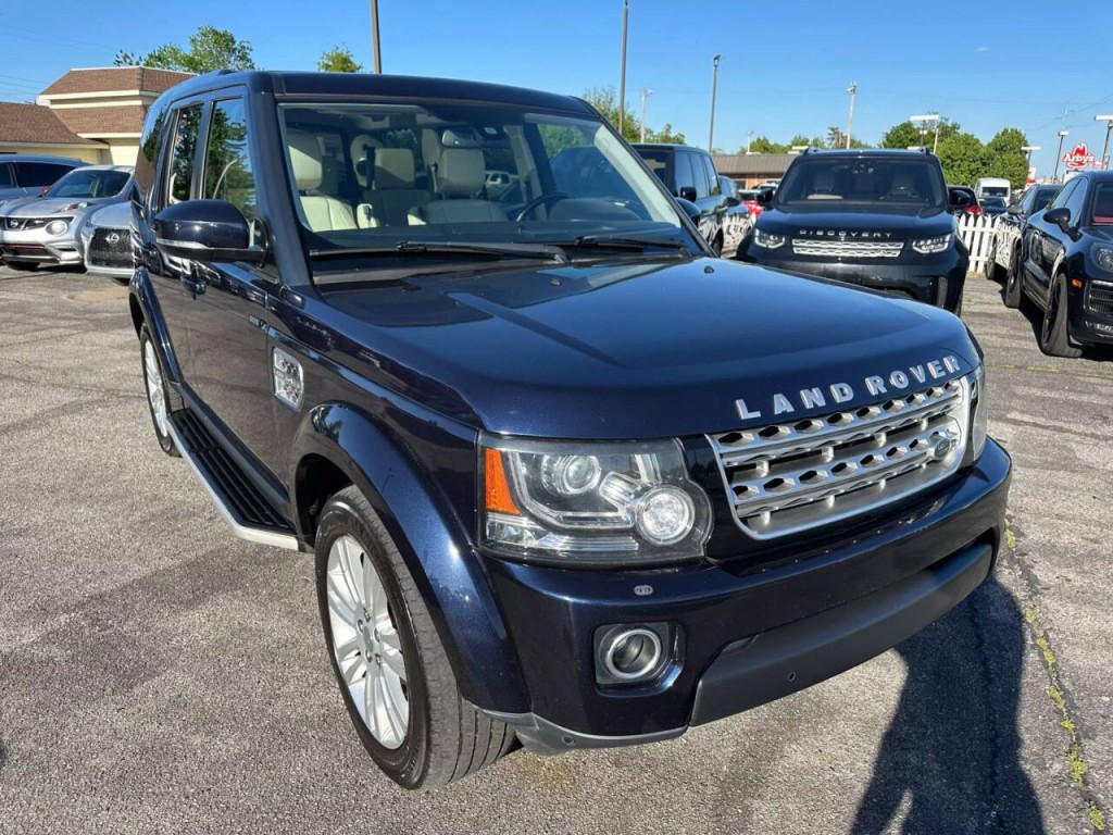 2015 Land Rover LR4 Image 33