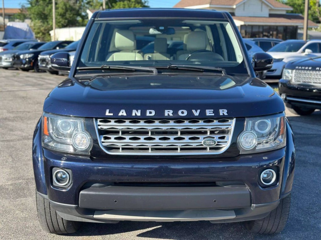 2015 Land Rover LR4 Image 3