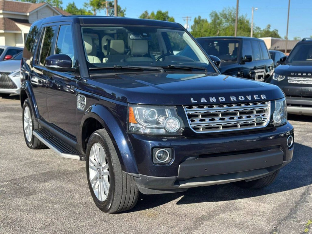 2015 Land Rover LR4 Image 4