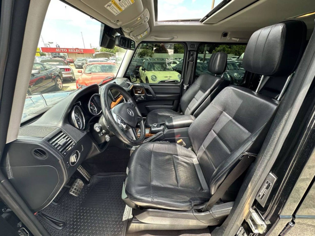 2015 Mercedes-Benz G-Class Image 10
