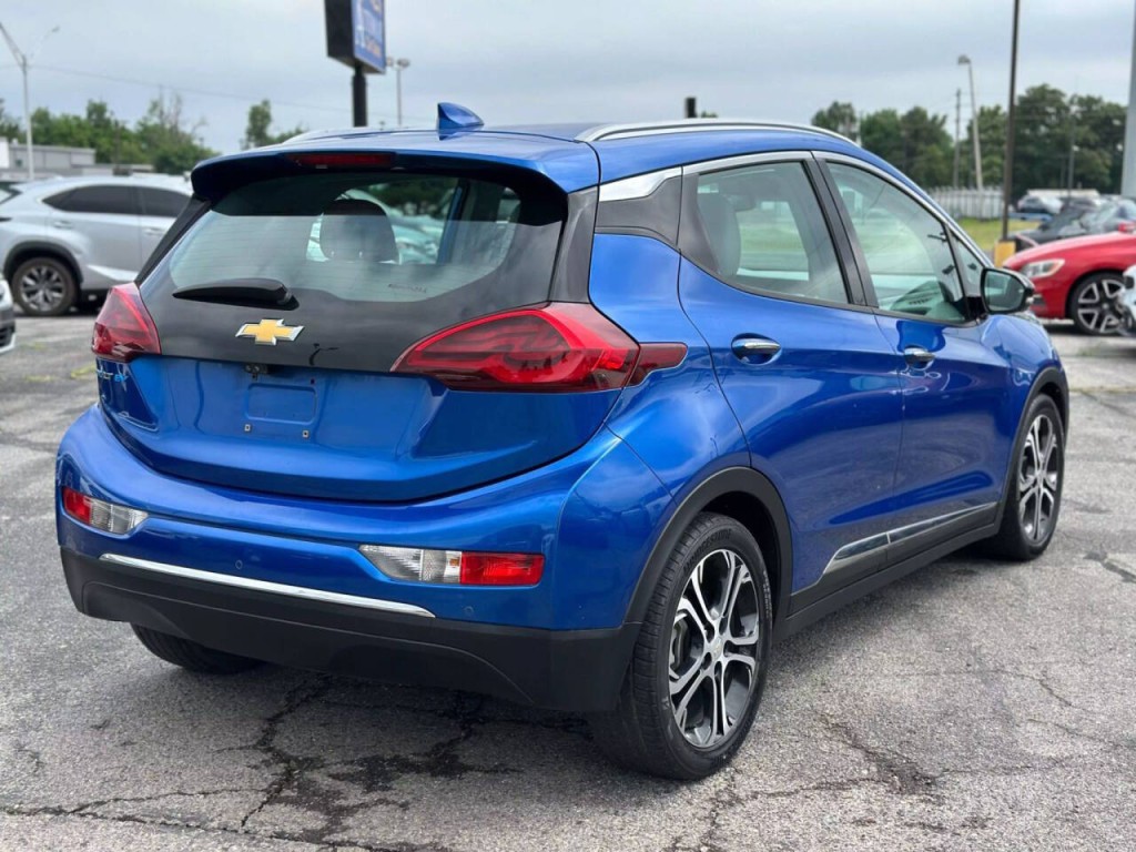2017 Chevrolet Bolt EV Image 7