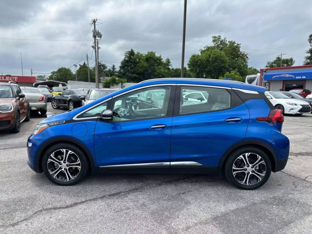 2017 Chevrolet Bolt EV Image 10
