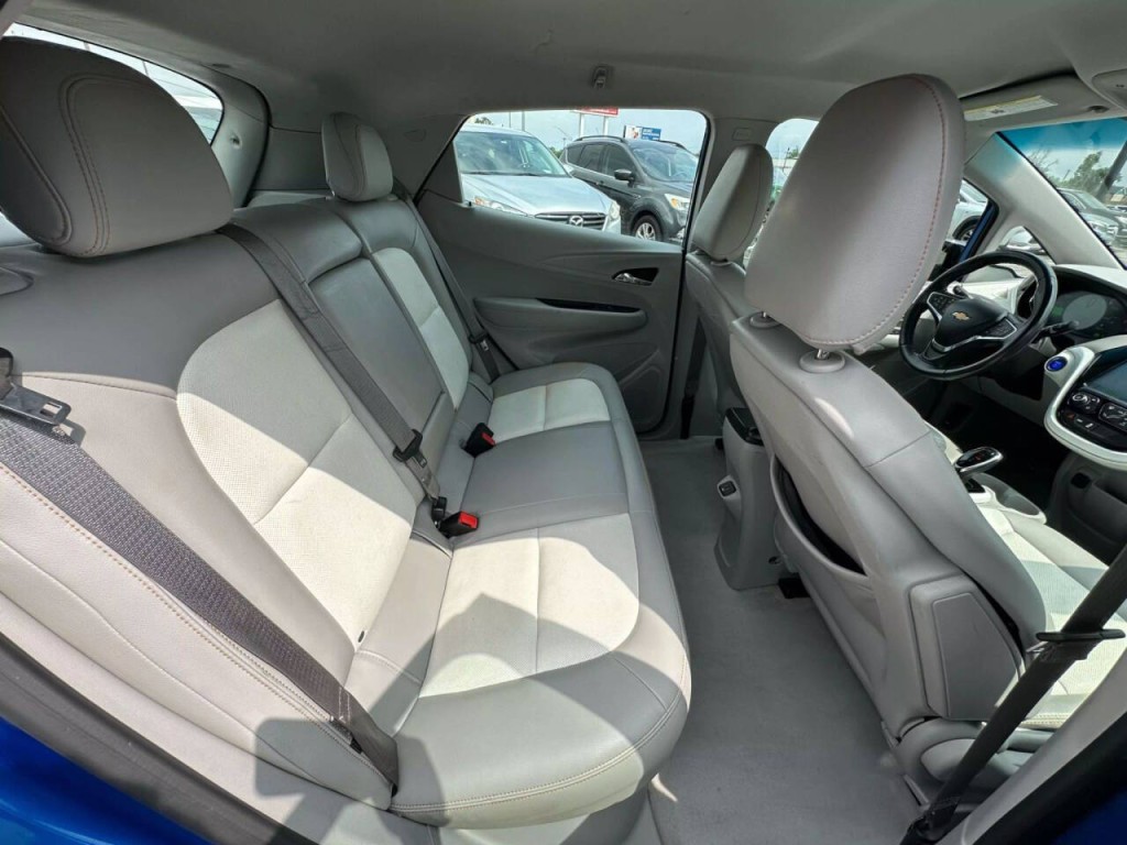 2017 Chevrolet Bolt EV Image 15