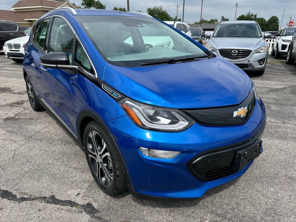 2017 Chevrolet Bolt EV Image 31