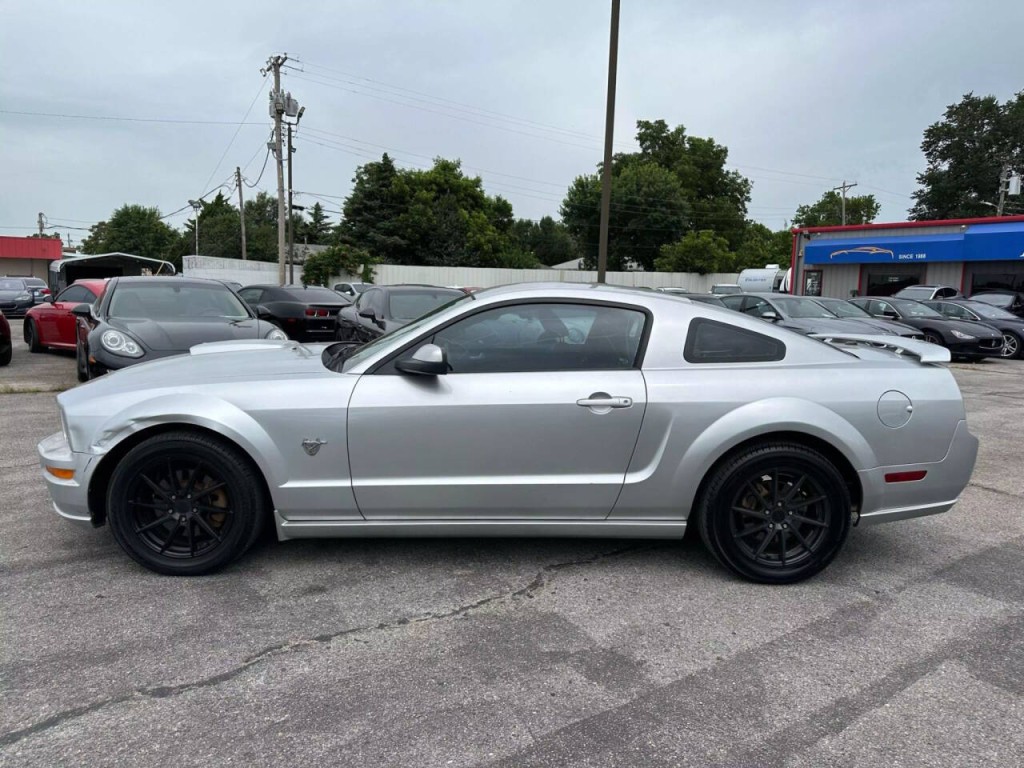 2009 Ford Mustang Image 33
