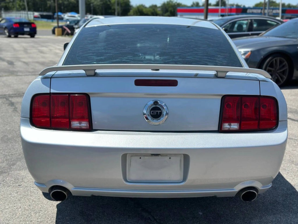 2009 Ford Mustang Image 7