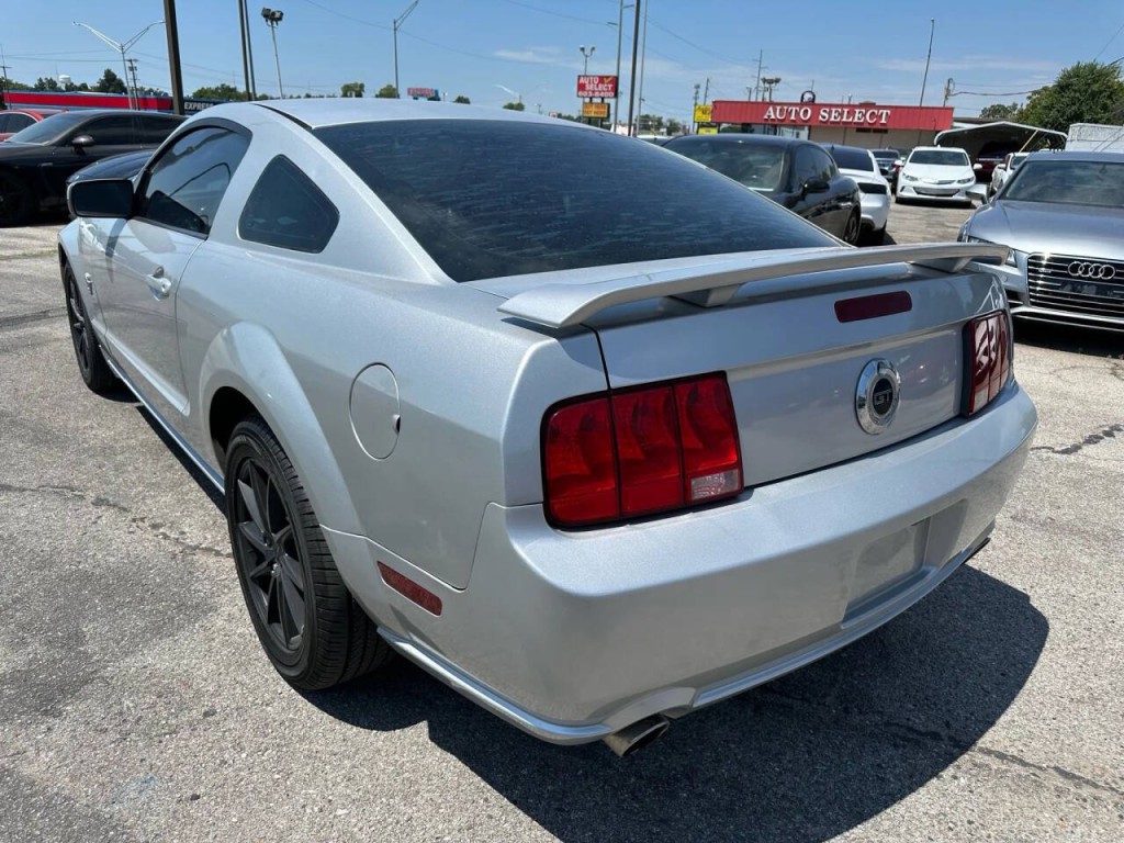 2009 Ford Mustang Image 28