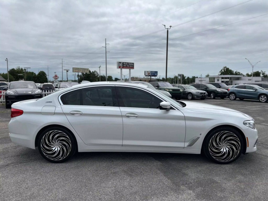 2018 BMW 5 Series Image 6