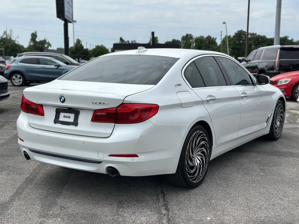 2018 BMW 5 Series Image 7