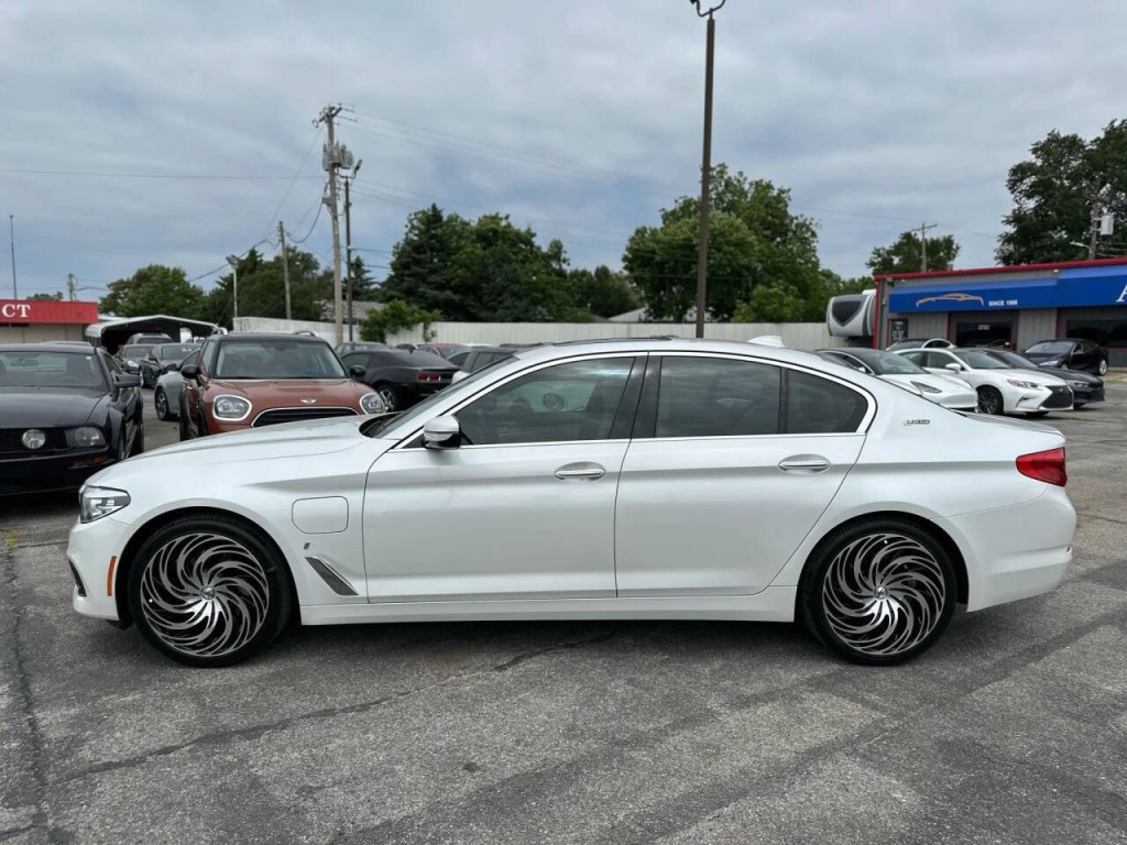 2018 BMW 5 Series Image 10