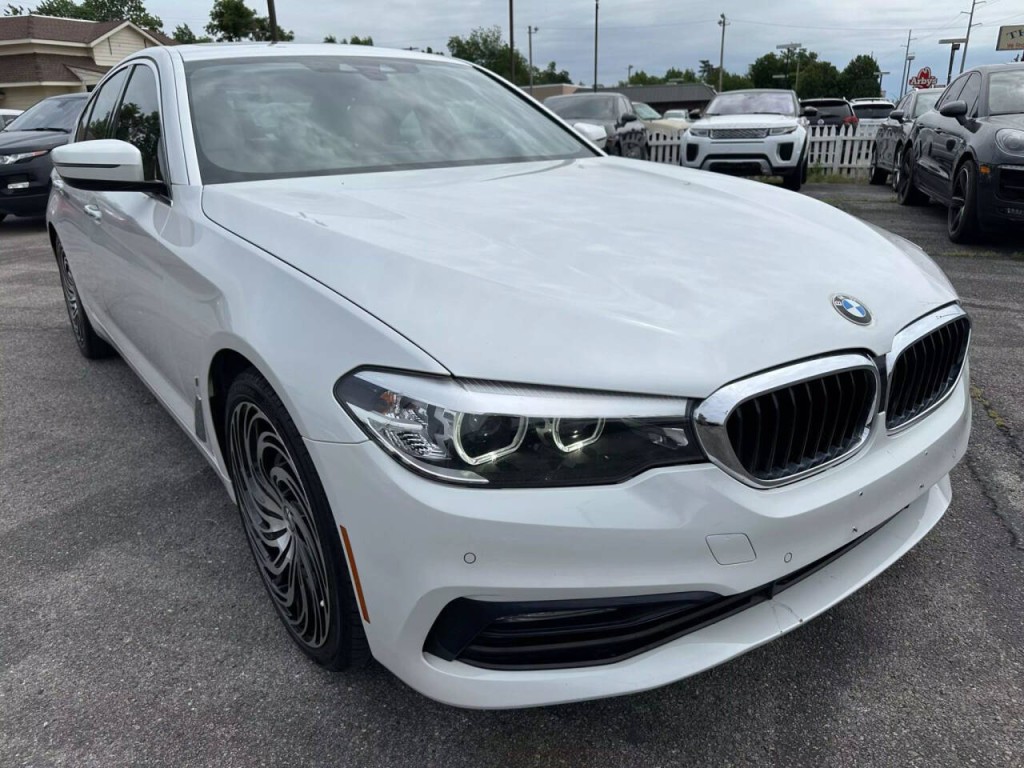2018 BMW 5 Series Image 31