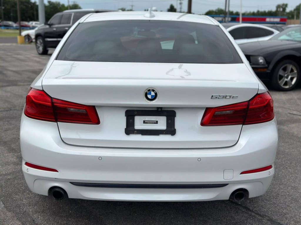 2018 BMW 5 Series Image 7