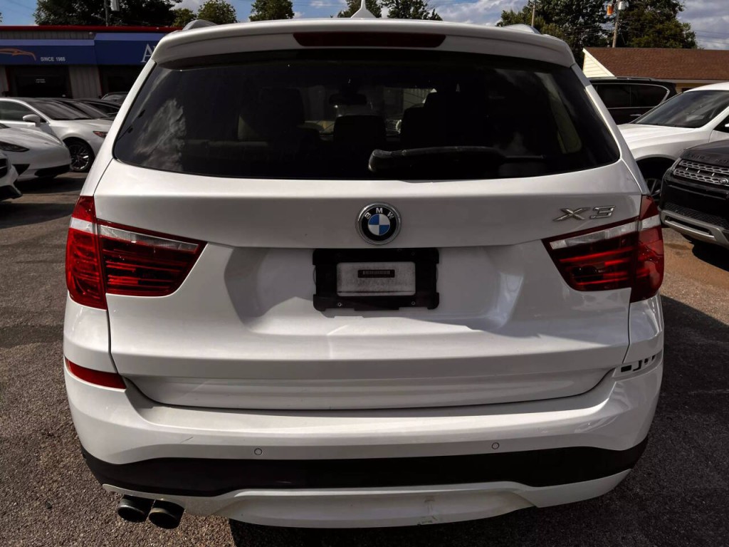 2016 BMW X3 Image 5