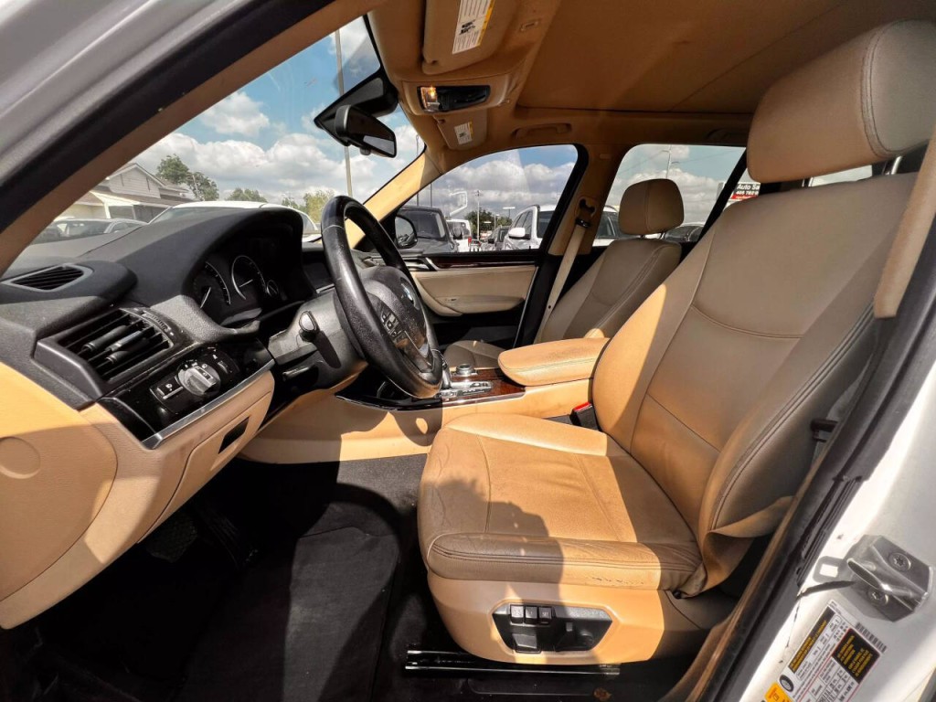 2016 BMW X3 Image 9