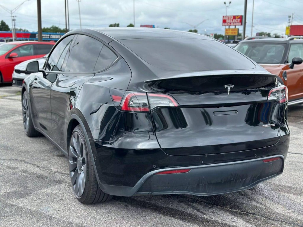 2021 Tesla Model Y Image 8