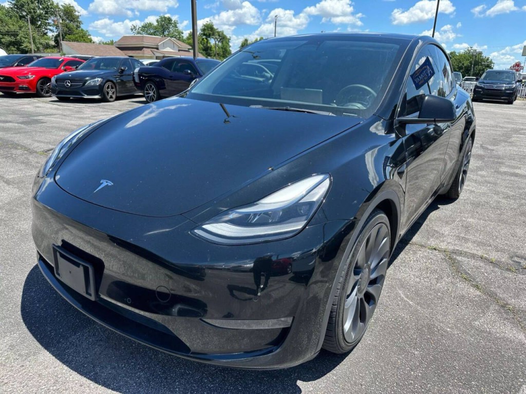 2021 Tesla Model Y Image 28
