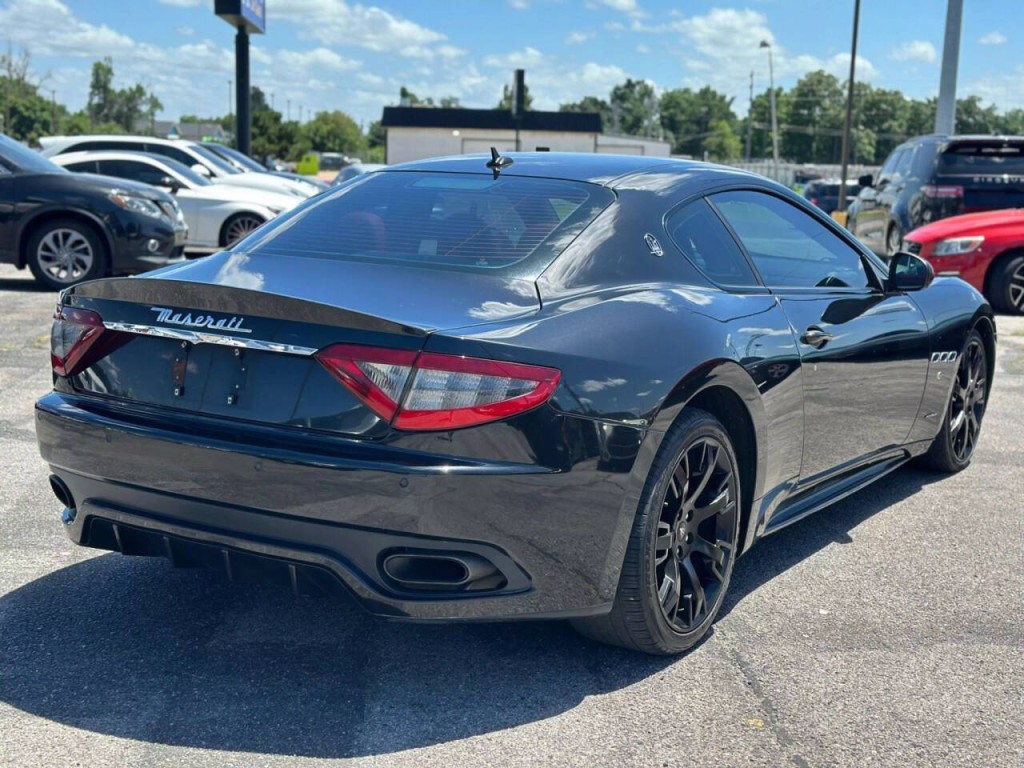 2013 Maserati GranTurismo Image 6