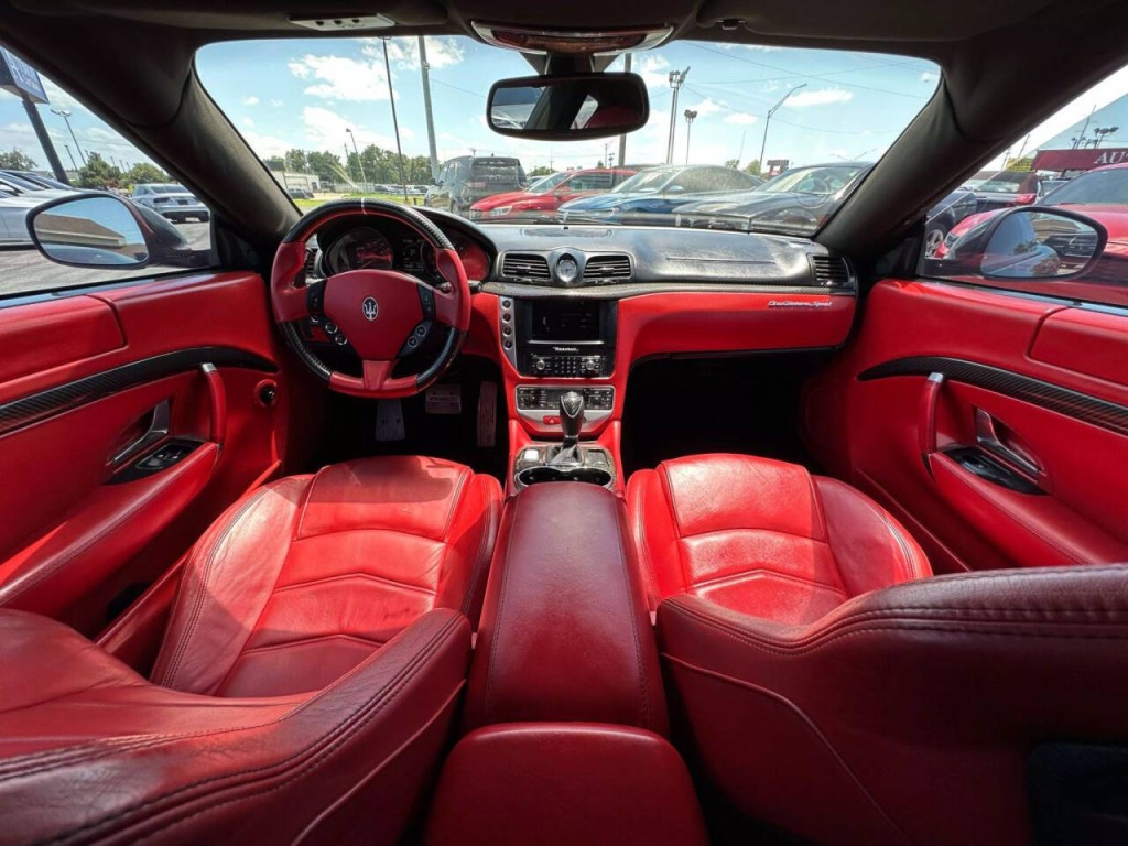 2013 Maserati GranTurismo Image 11