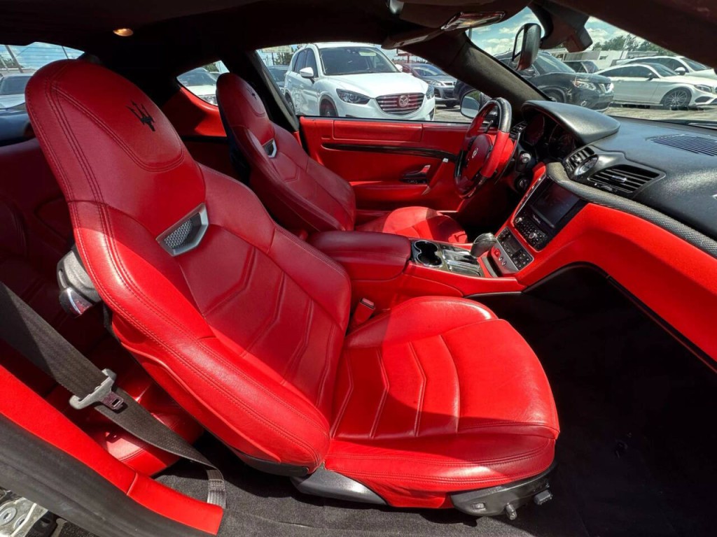 2013 Maserati GranTurismo Image 14