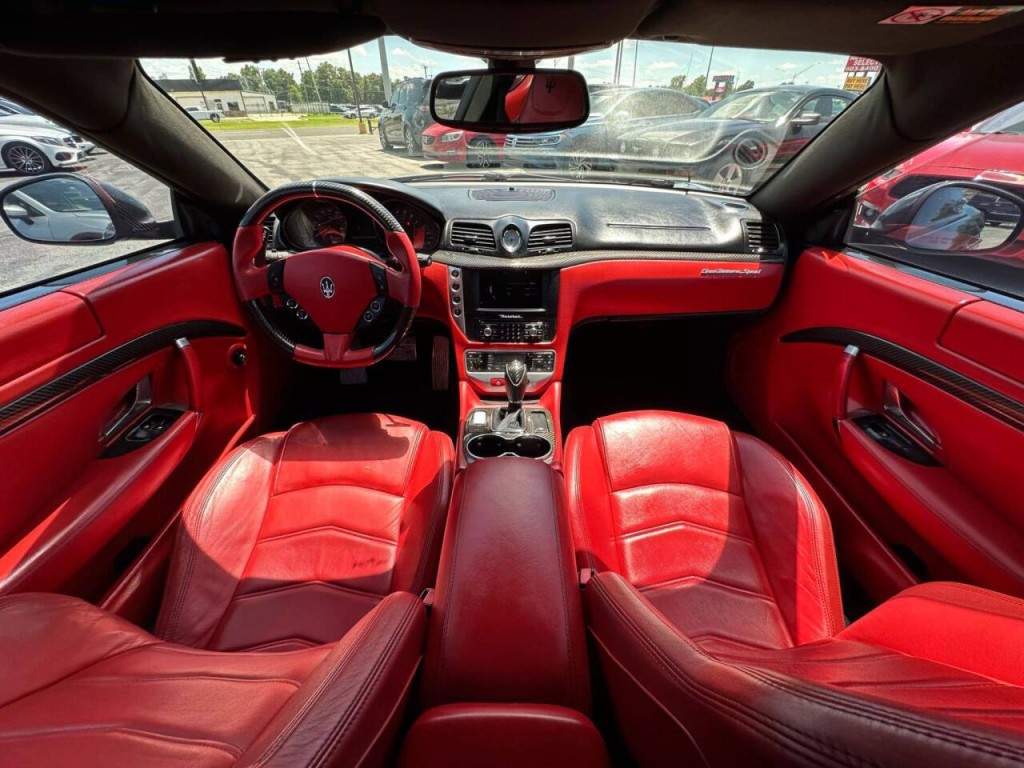 2013 Maserati GranTurismo Image 16